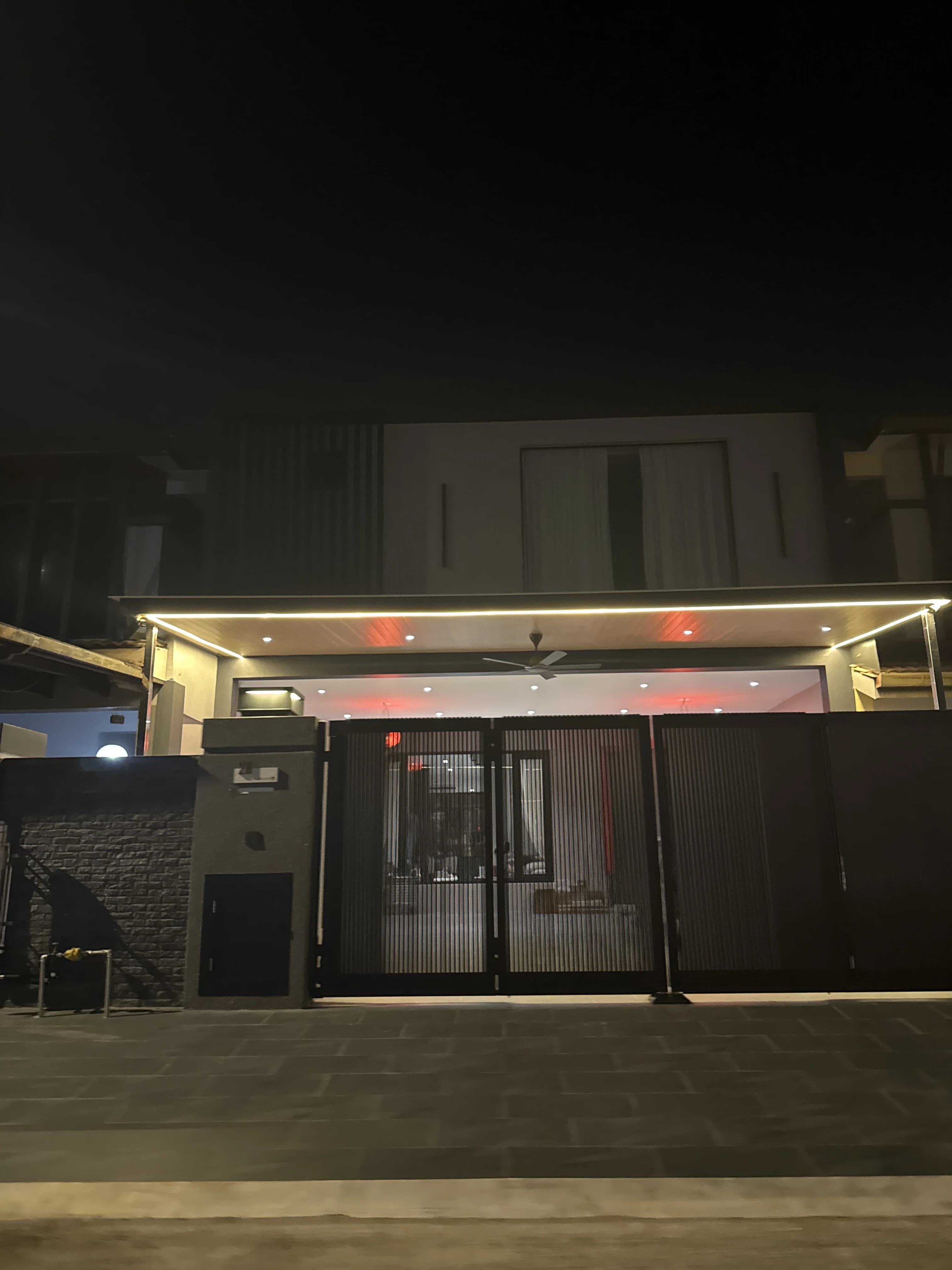 Smart Retractable Awning (Type B, Type E & Type FC Full Cassette)